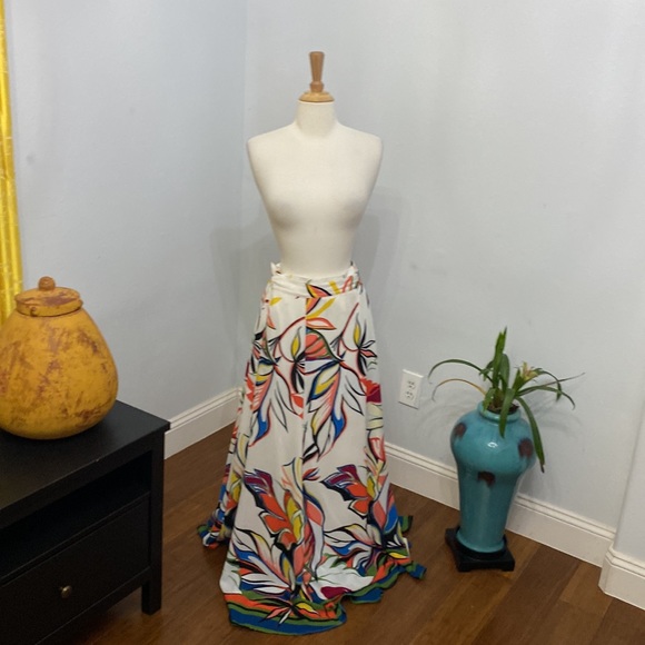 7thAvenue Design Studio Dresses & Skirts - Multi Colored Floral Wrap Skirt Size L